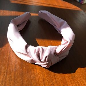Blush Knot Headband 🌸
